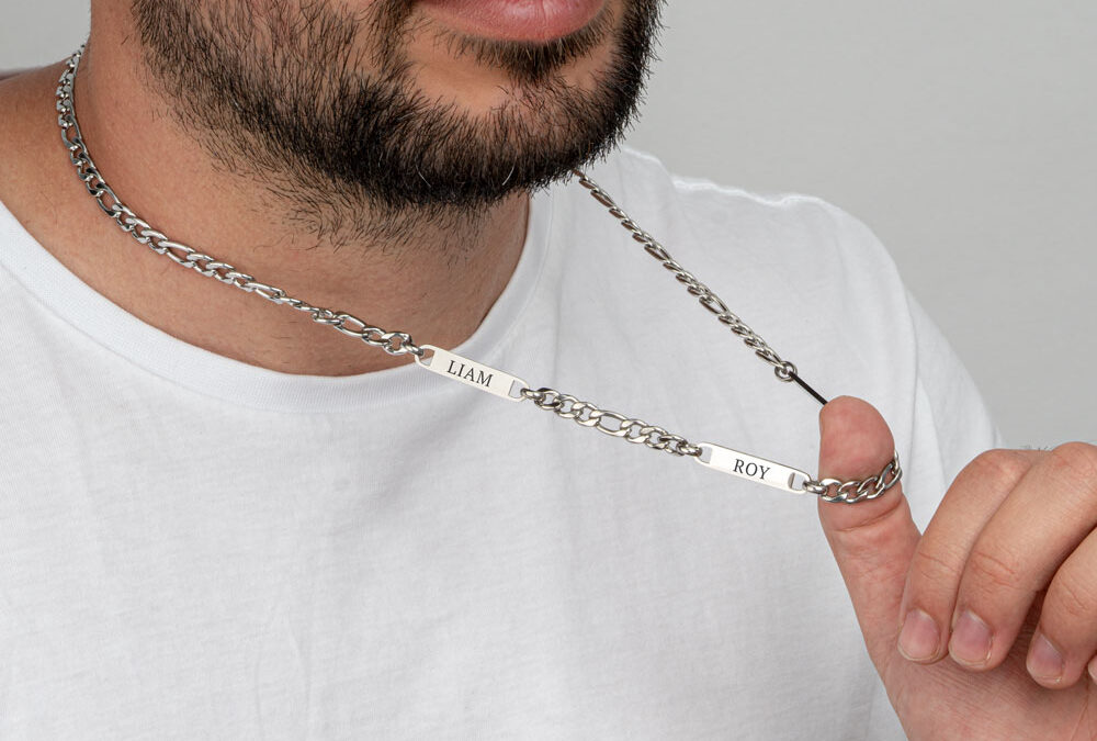 Idea regalo di Natale: collana personalizzata per uomo