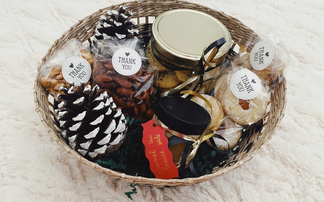 Idea di cesto regalo goloso fatto in casa per Natale